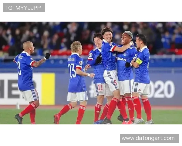 柏雷素尔与横滨的激烈对决揭示足球战术与团队合作的重要性